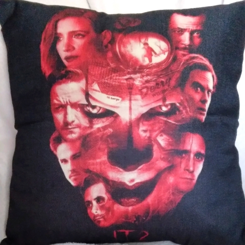 IT pennywise pillow
